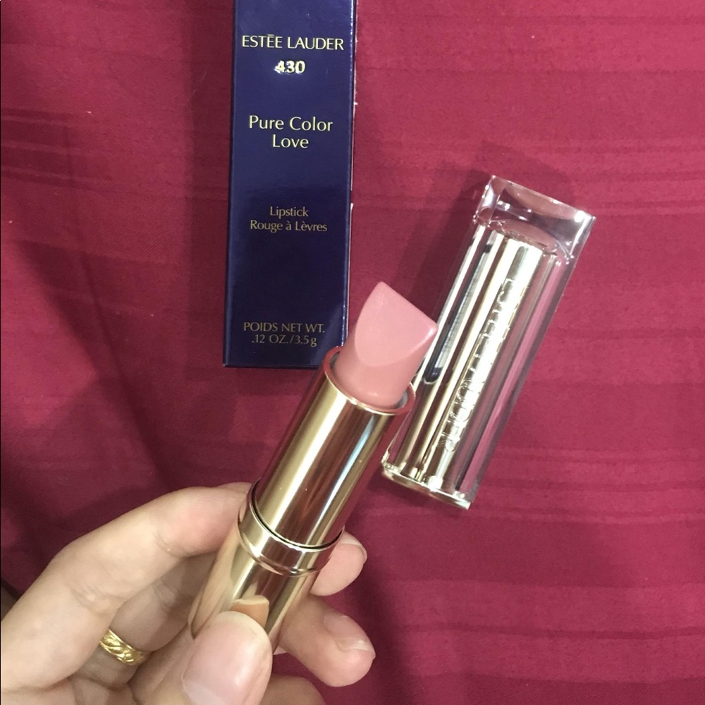 #Estée Lauder Lipstick 430 crazy beautiful..👄